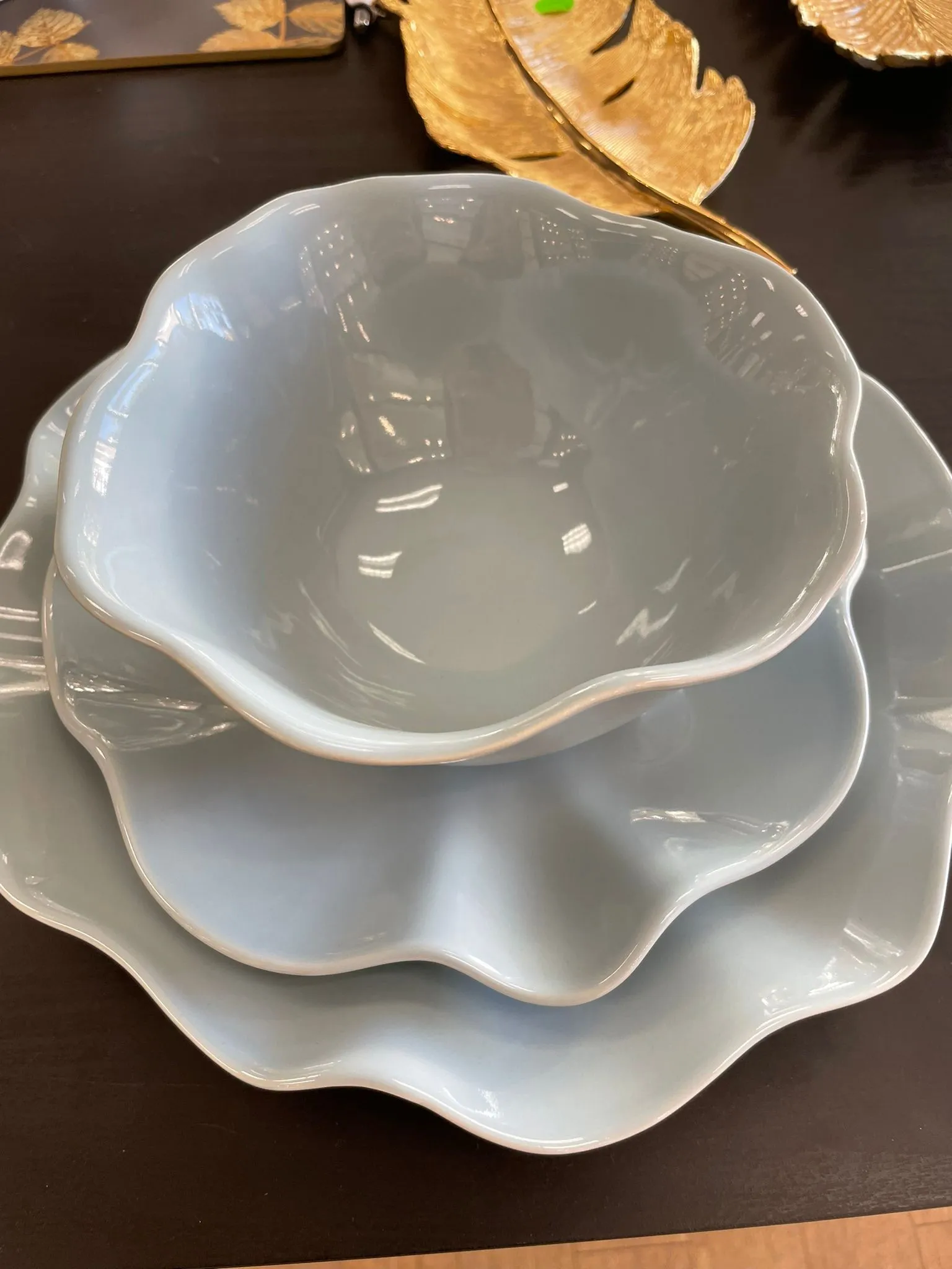 Service for 4 blue flower shaped 4 piece set