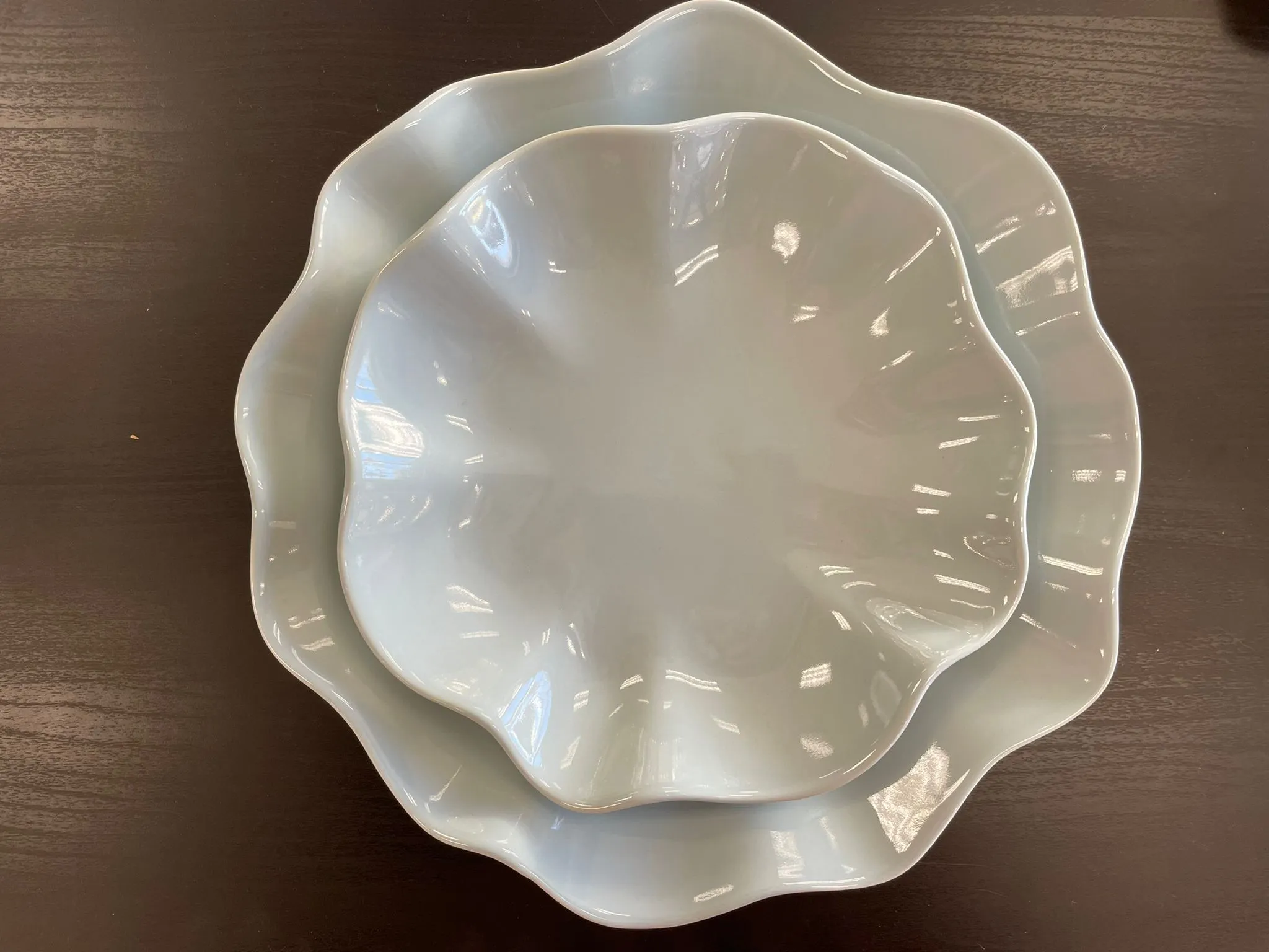 Service for 4 blue flower shaped 4 piece set
