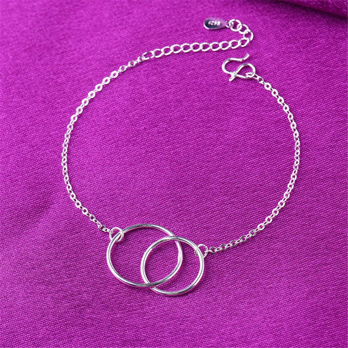 Silver-Plated Interlocked Circle Anklet