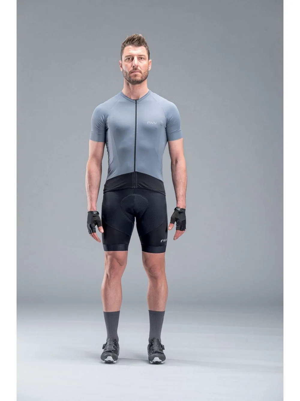 Spodenki rowerowe NORTHWAVE Active Bibshort - czarny