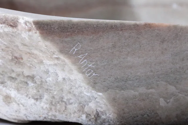 STONE EARTH TONES DECORATIVE CENTERPIECE