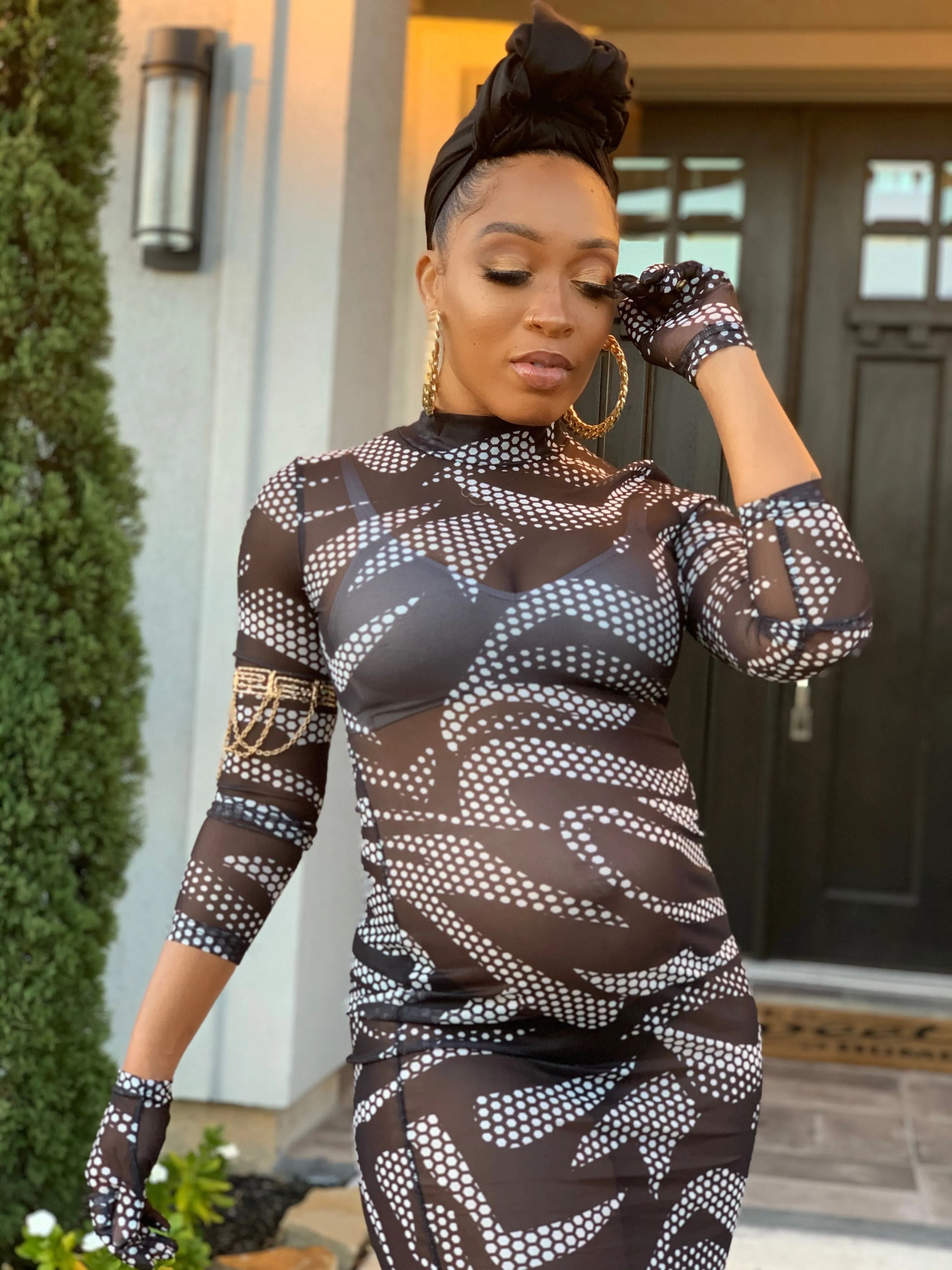 Swerve On Em Dress - Black with NO GLOVES
