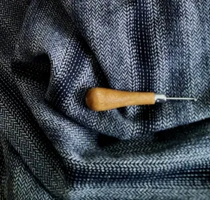 Textured Wool Fabric "Blackbird"