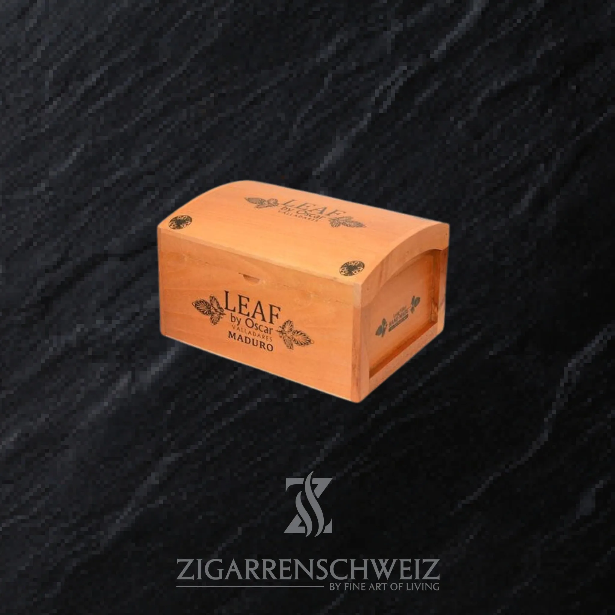 The Leaf by Oscar Vallardes Maduro Sixty