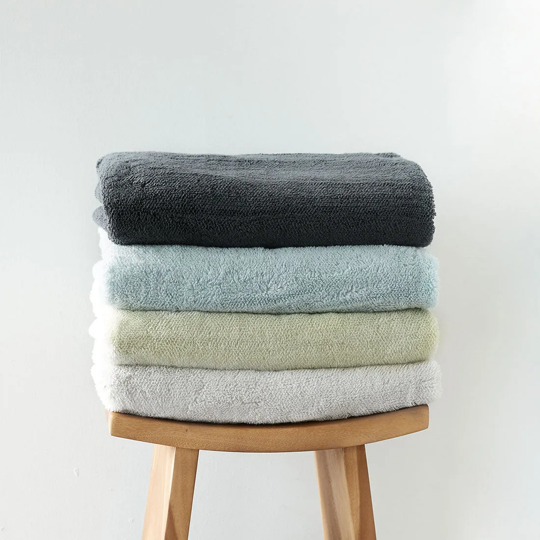 Urban Oasis Aydin Hand Towel Woodland Gray