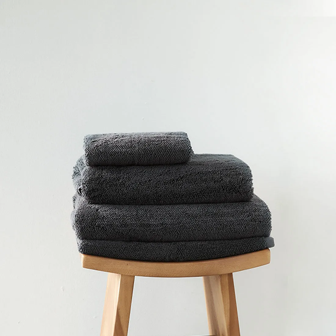 Urban Oasis Aydin Hand Towel Woodland Gray