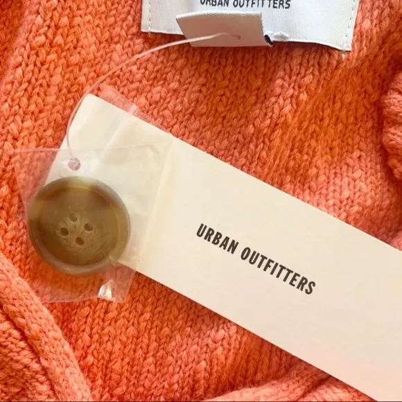 Urban Outfitters sweater S new