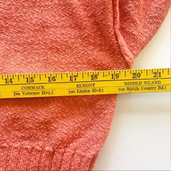 Urban Outfitters sweater S new
