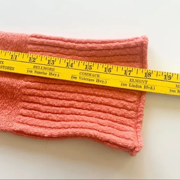 Urban Outfitters sweater S new