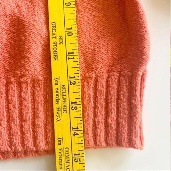 Urban Outfitters sweater S new