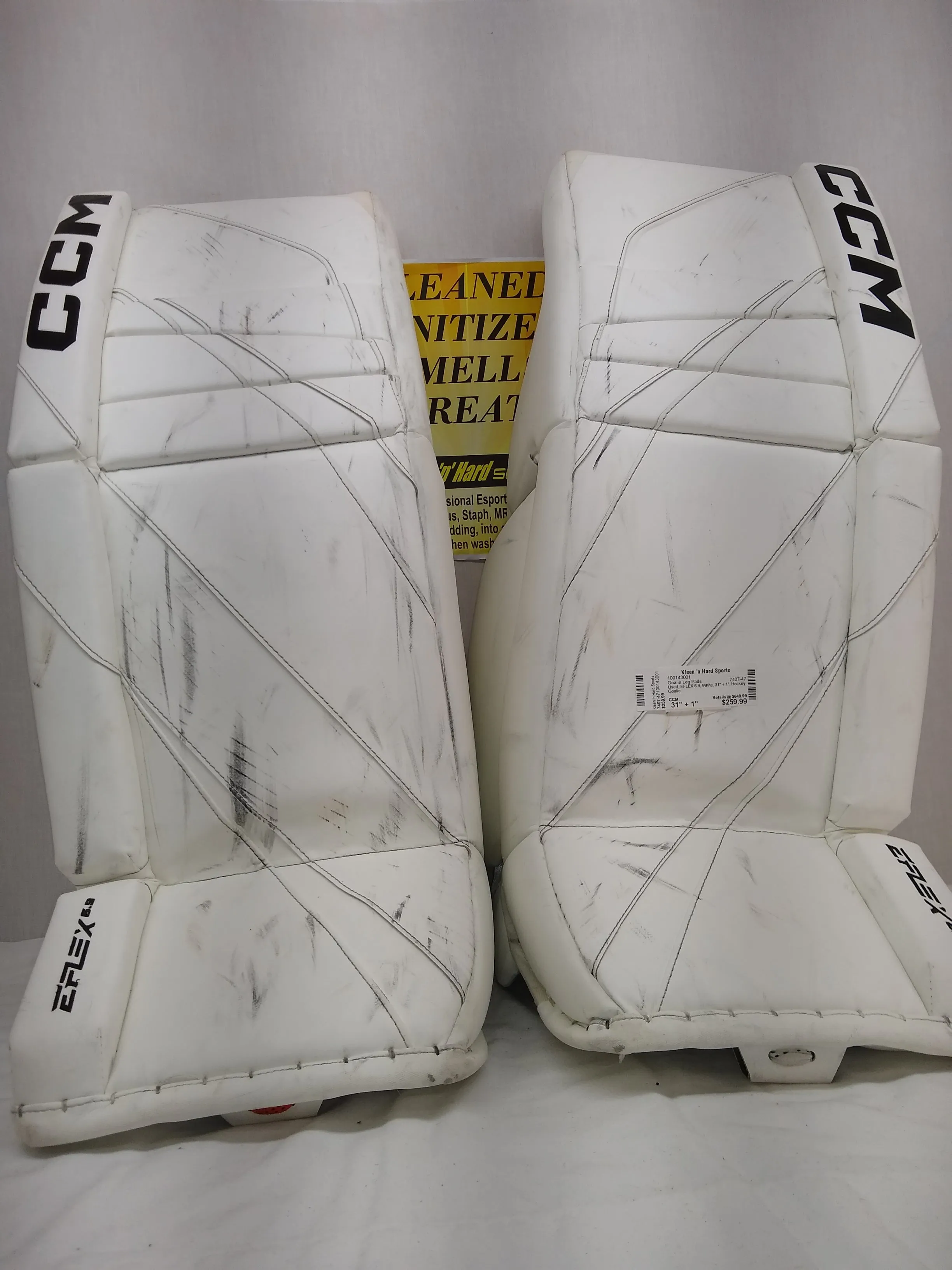 Used CCM EFLEX 6.9 Size 31"   1" White Hockey Goalie Goalie Leg Pads