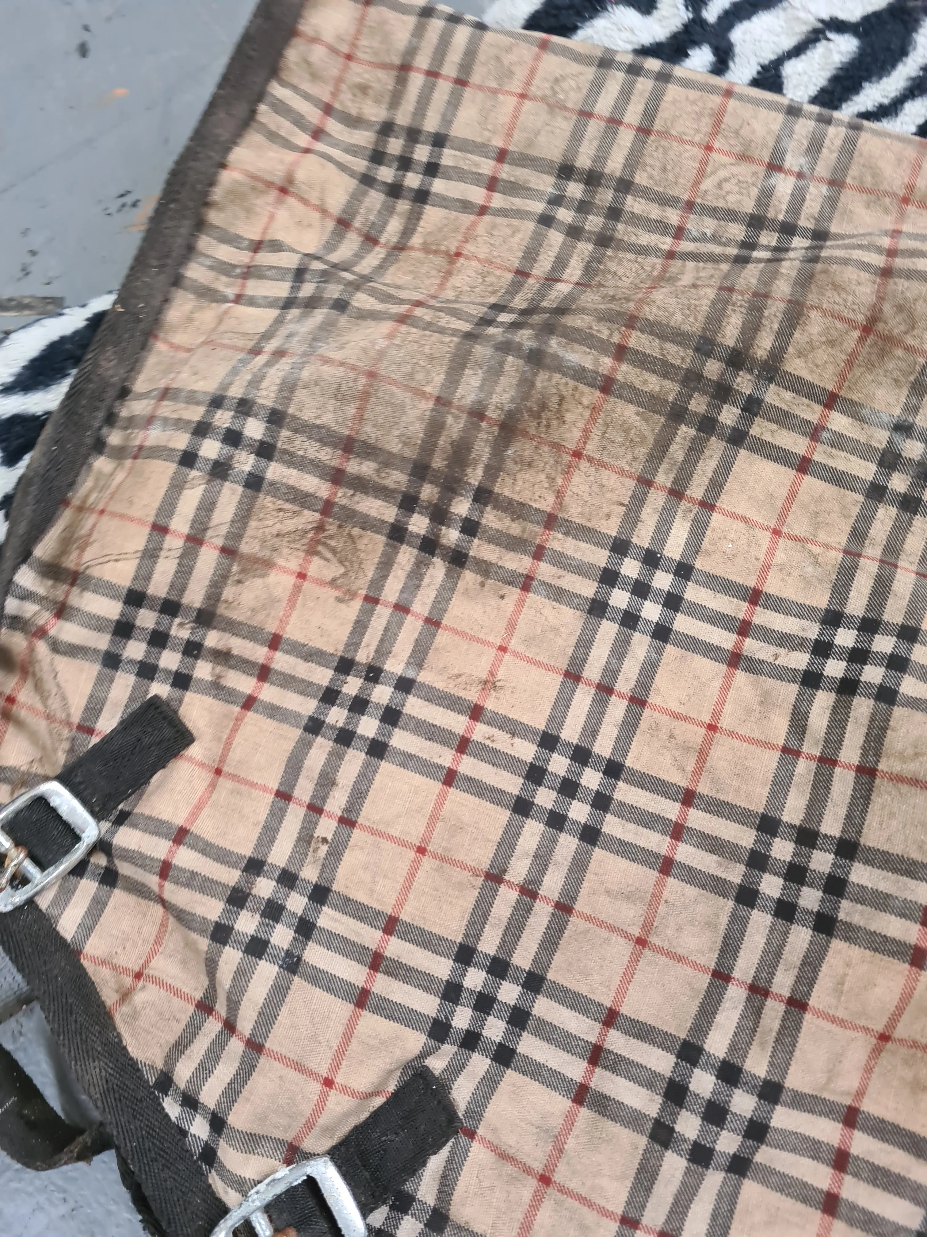 Used checked full size turnout neck piece FREE POSTAGE☆