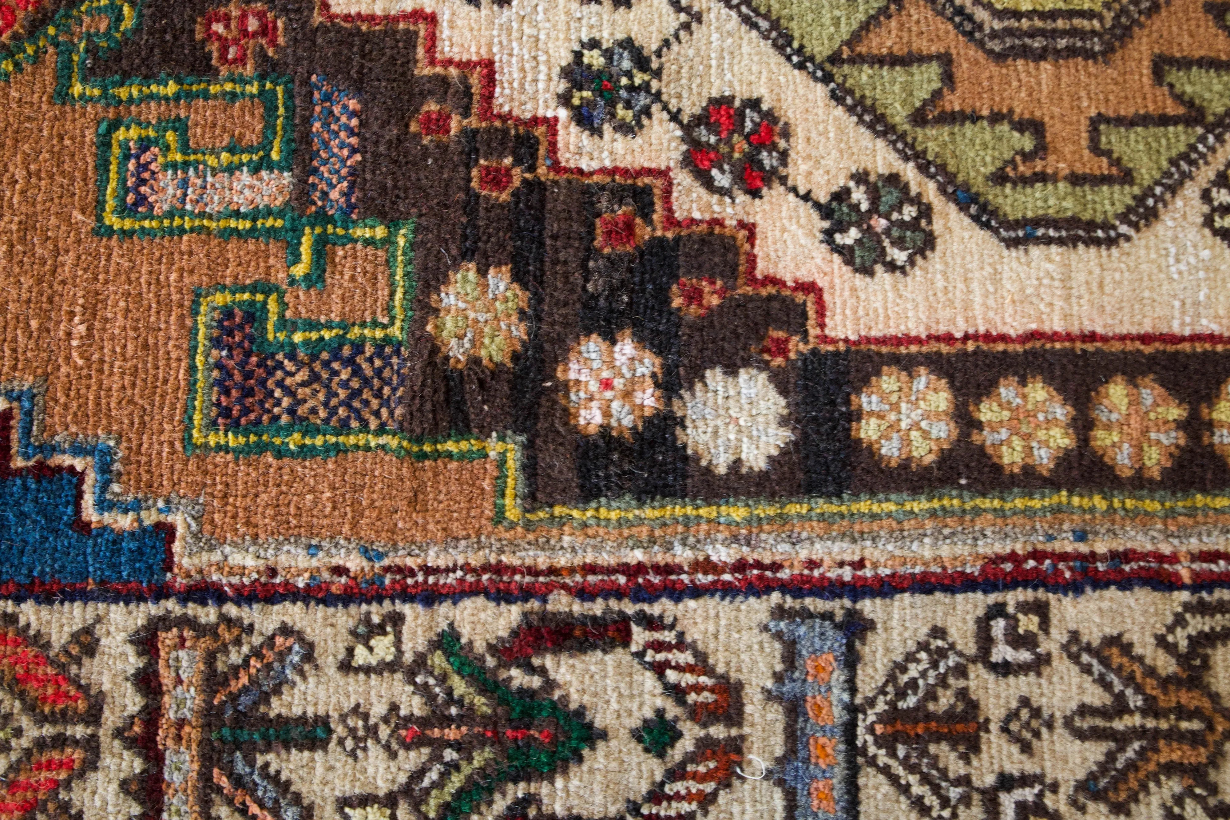 Vintage central Anatolian Rug 2'6"x4'8"
