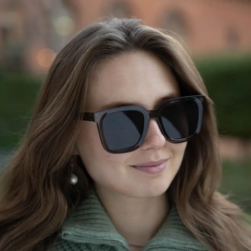 Vitale Transparent Brown