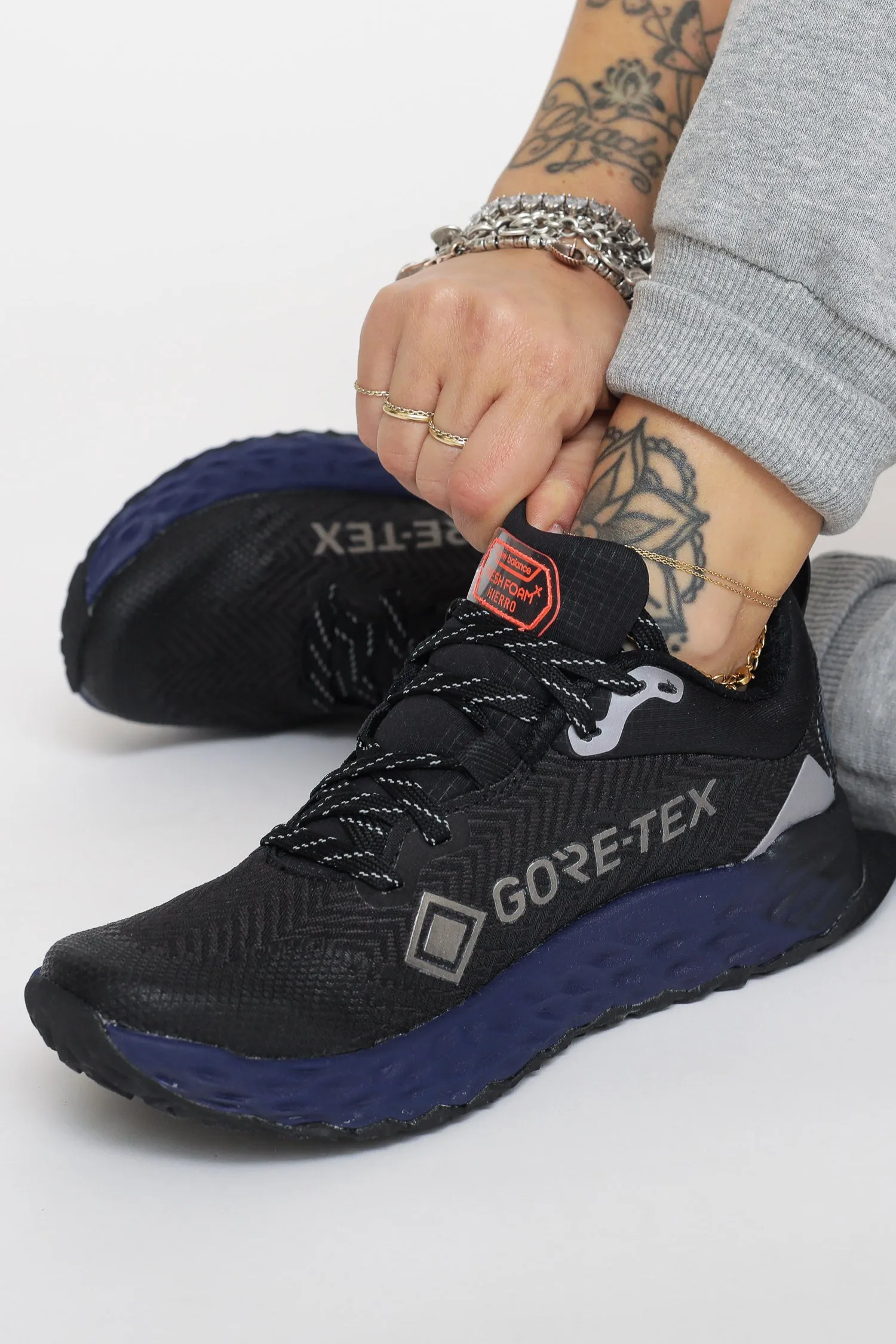 WTHIERX6 - Black/Night Tide
