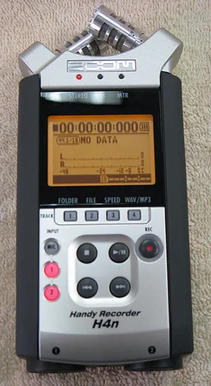 Zoom H4n Mobile 4-track Recorder